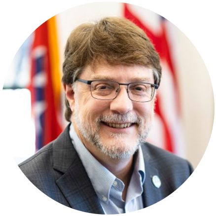 Stephen Streiffer w BG 438x438.png